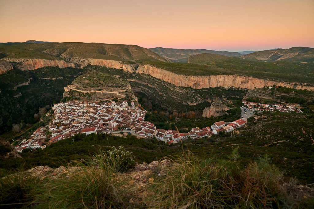 Blick auf Chulilla zum Sonnenaufgang CS-181207-0246-1.jpg