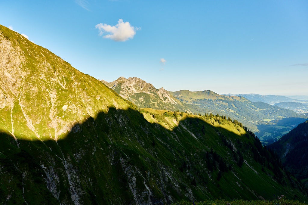 Weitblick ins Stillachtal Richtung Oberstdorf CS-210906-3792-1.jpg