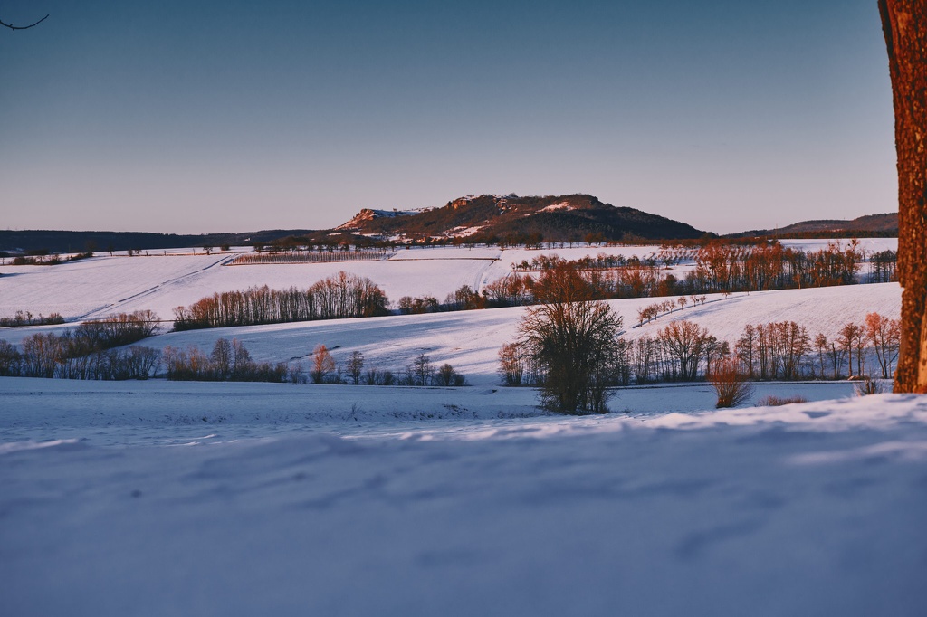 Blick auf das Walberla im Winter CS-210213-3991-1.jpg