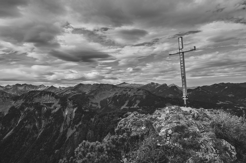Gipfelkreuz am Riefenkopf CS-211003-6184-2.jpg