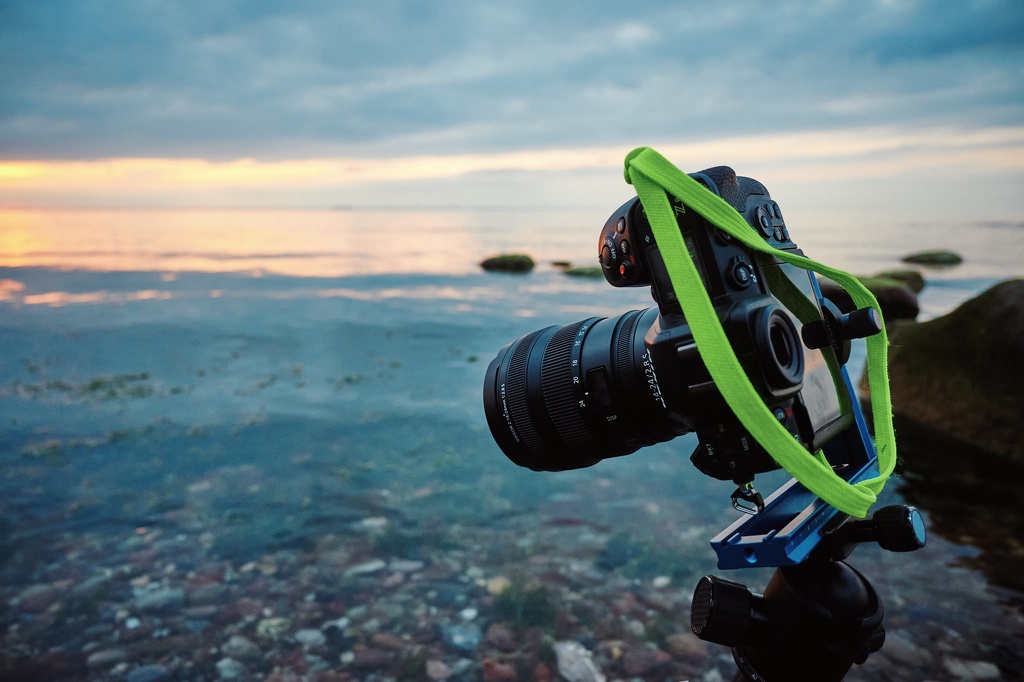 Fotografieren am Strand in Brook CS-240506-1813-1.jpg
